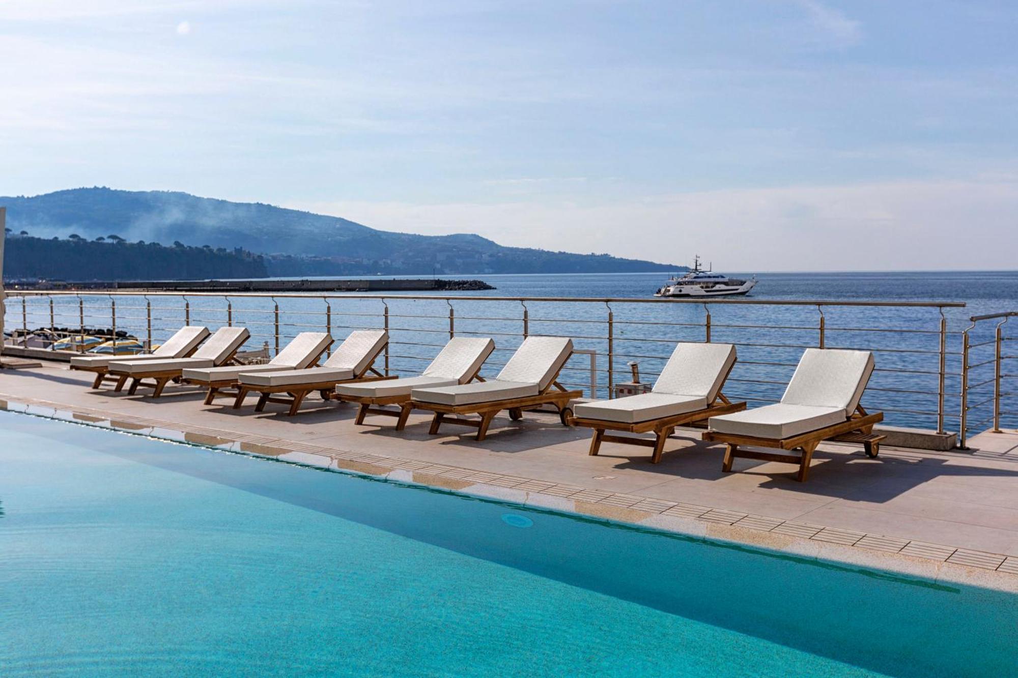 Alimuri Bay Resort Meta Kültér fotó