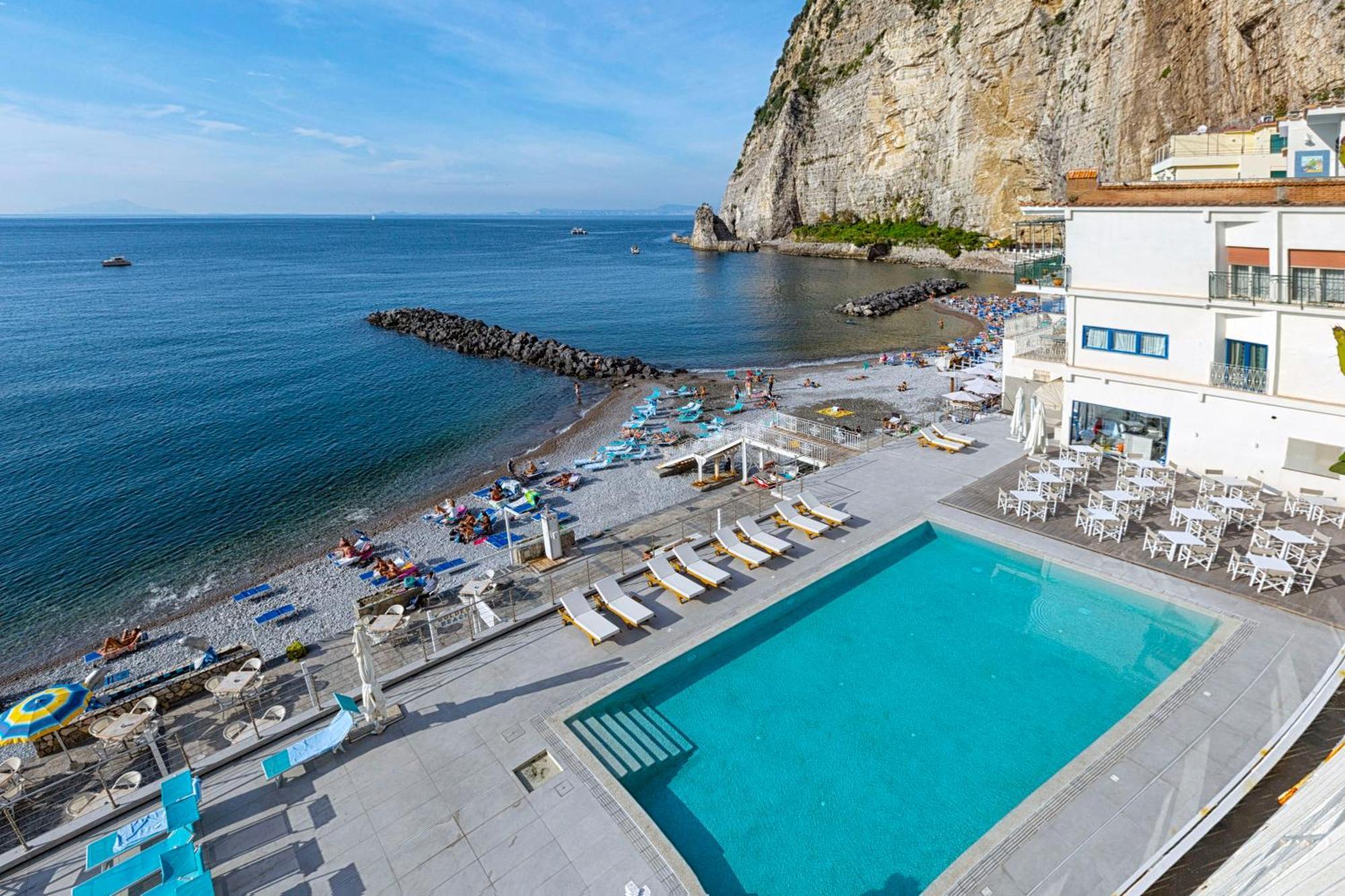 Alimuri Bay Resort Meta Kültér fotó
