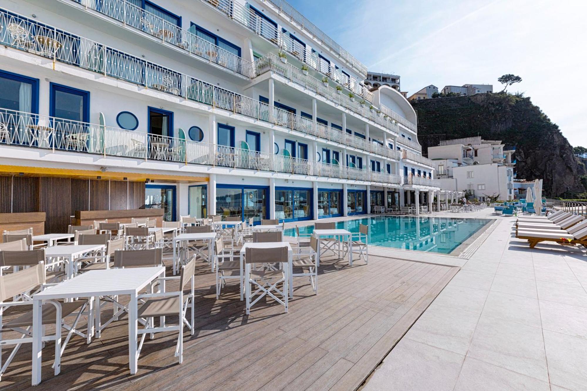 Alimuri Bay Resort Meta Kültér fotó